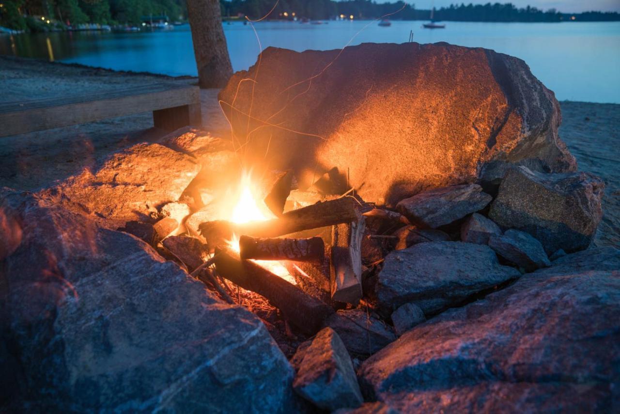Taboo Muskoka Ξενοδοχείο Gravenhurst Εξωτερικό φωτογραφία